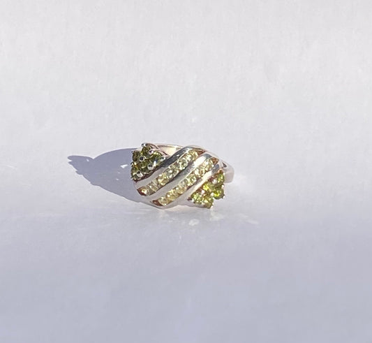Vintage ring silver peridots citrines
