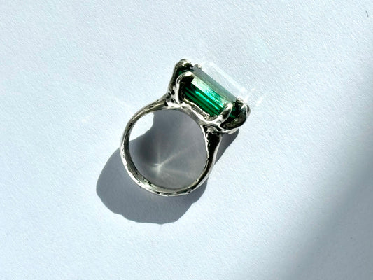 Green Claw Ring
