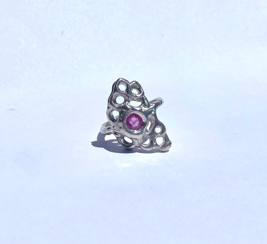 pink sapphire honeycomb shape in silver ring